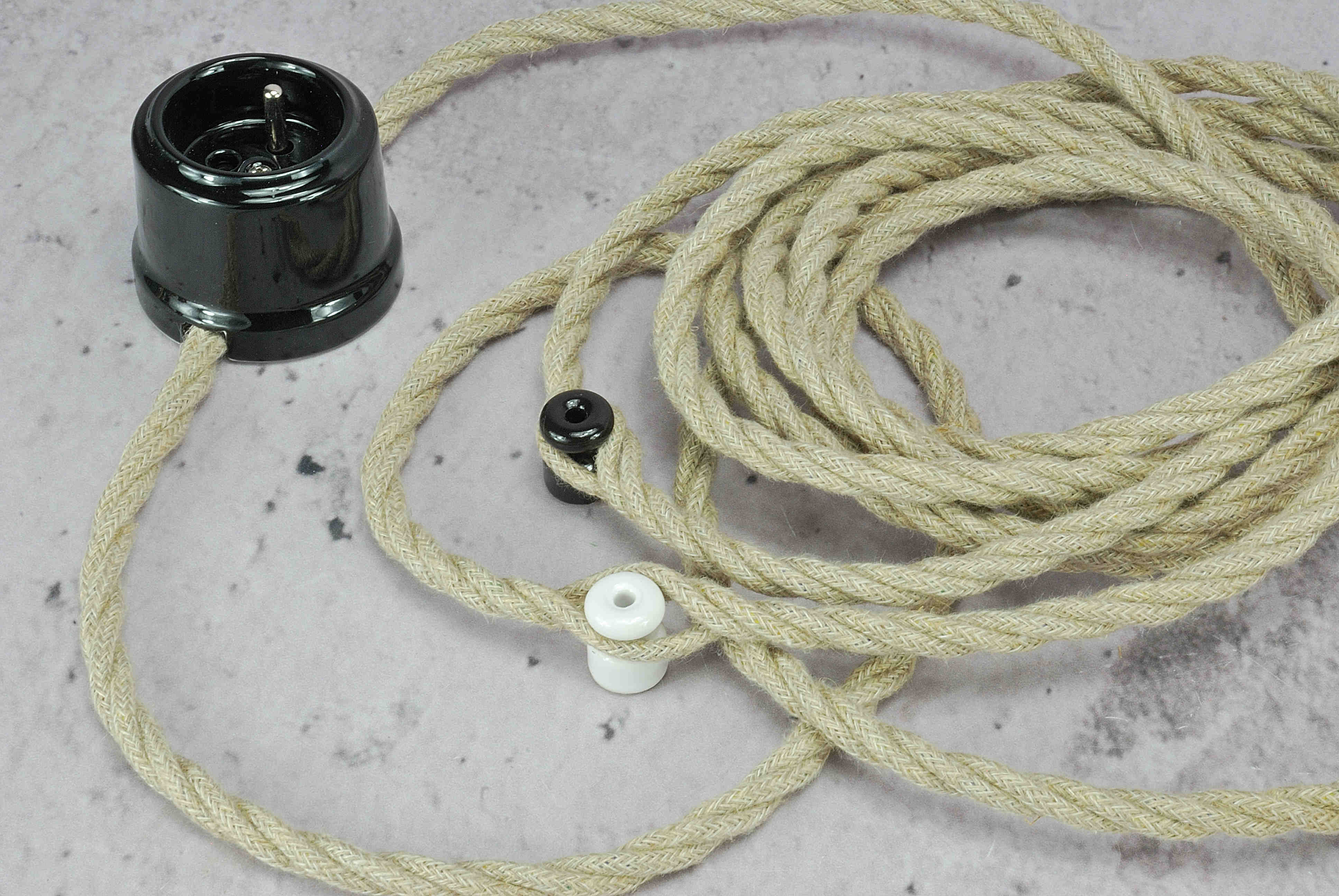 lniany kabel natynkowy